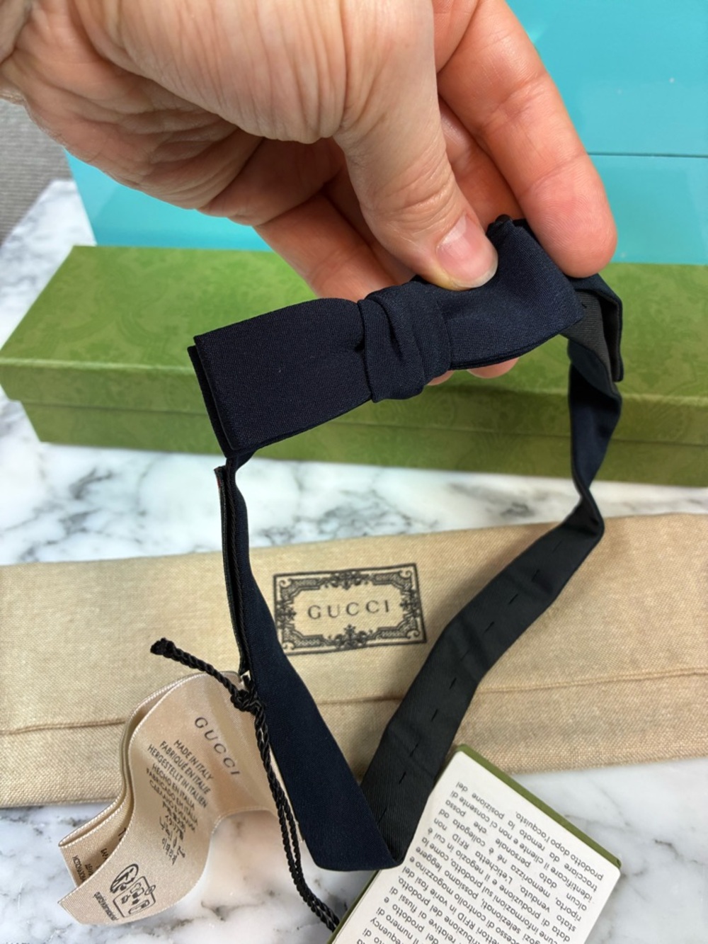 Gucci Navy Blue 100% Silk Formal BW Luongo Men’s Bow Tie - NWT & Box - Picture 4 of 6